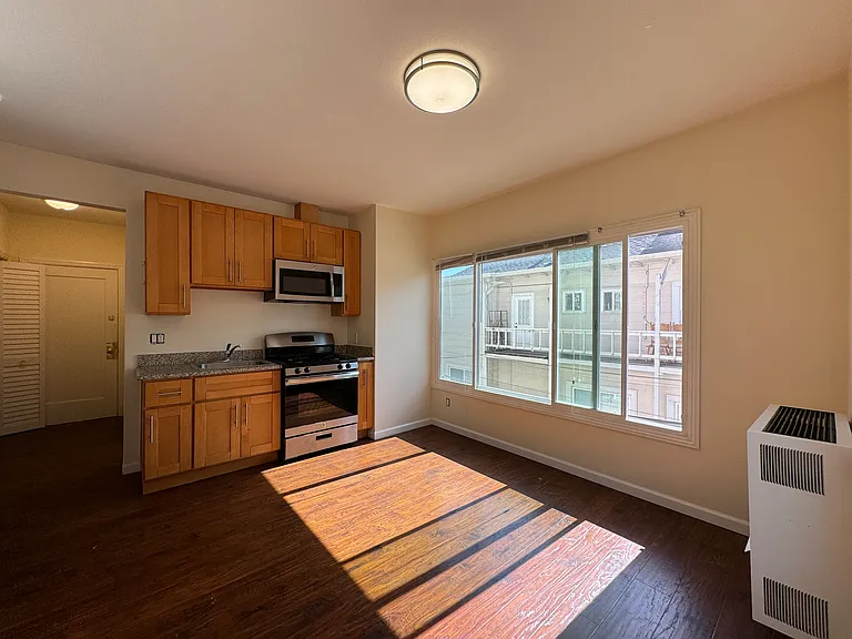 2079-87 Delaware Street — Photo 72