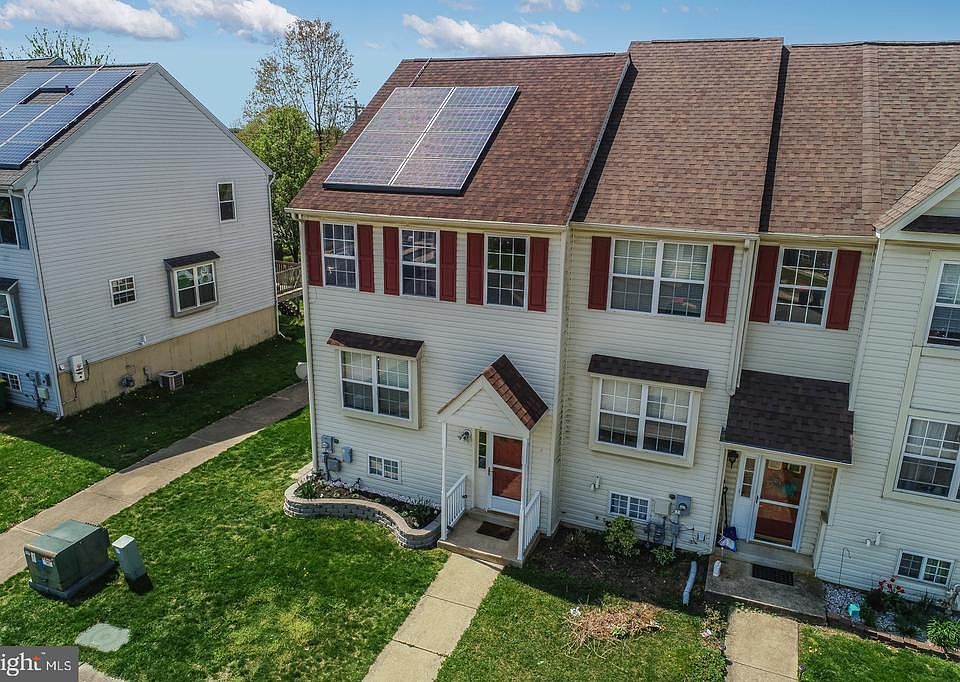 1st image of 58 Franklin Dr