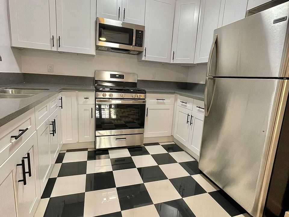 1st image of 7063 Lanewood Ave