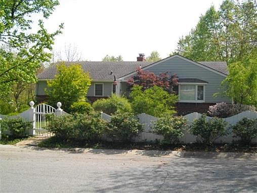 1st image of 3109 NW Oakcrest Dr