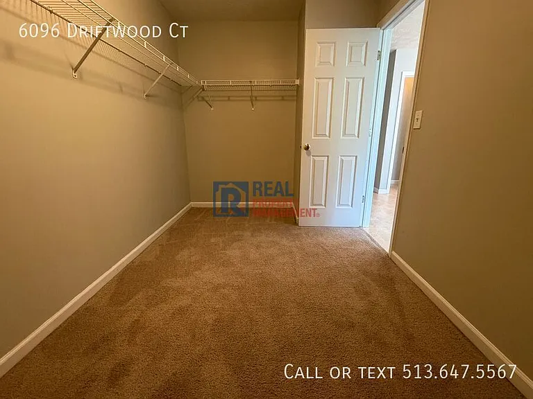 6096 Driftwood Ct — Photo 13