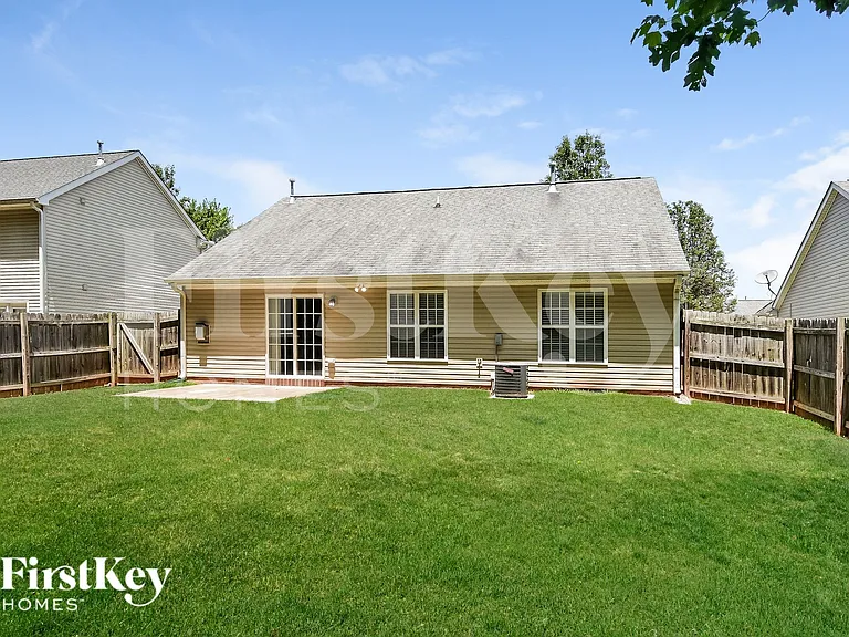 3922 Bluestem Dr — Photo 15