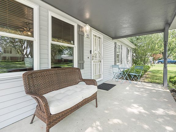 5th image of 1327 Sherwood Dr