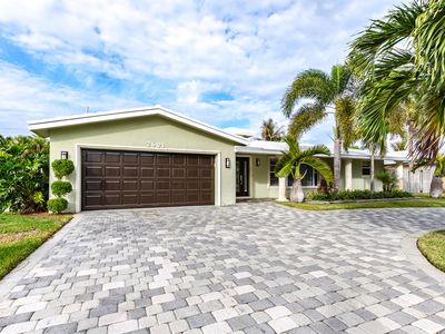 2601 NE 45th St, Lighthouse Pt, FL, 33064
