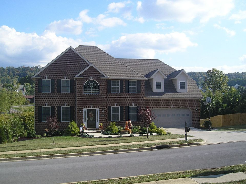 1st image of 419 Emerald Chase Cir