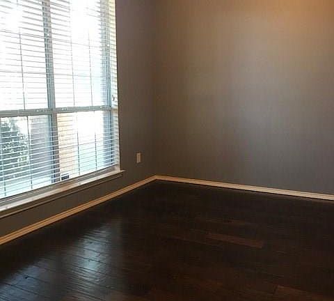 5th image of 5212 Lori Valley Ln