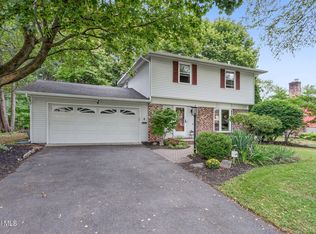 5 Haddington Lane, Delmar, NY 12054