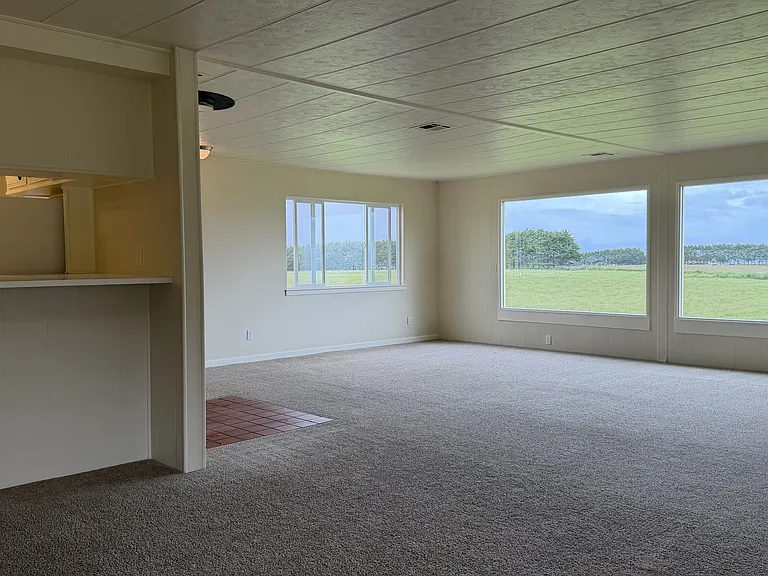 2421 Table Bluff Rd — Photo 27