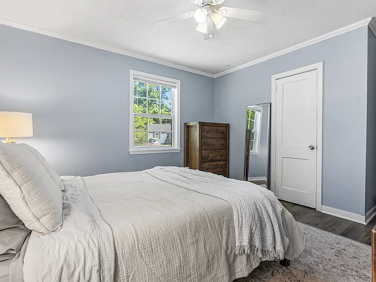 2215 Utah St — Photo 23