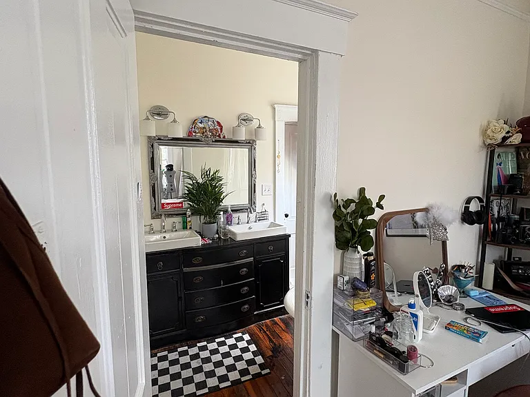 545 E Park Ave #B — Photo 18