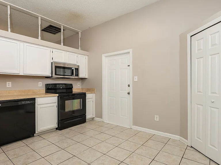 5337 Lacy Jane Way — Photo 5