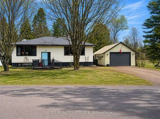 1024 Estates Rd, Highlands East, ON K0L1C0