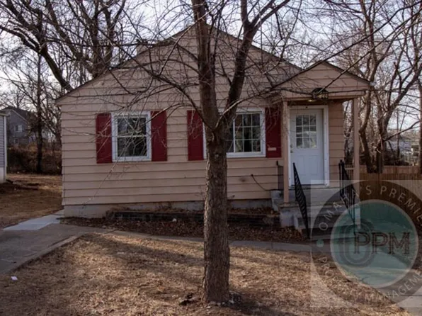 3228 N 40th St, Omaha, NE 68111