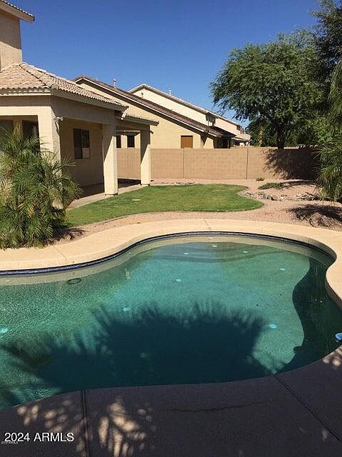 1st image of 2903 E Palm Beach Dr