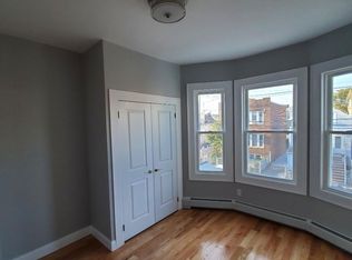 18 Poplar St APT 2L, Jersey City, NJ 07307