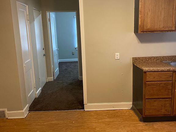 4th image of 2305 Algonquin Pkwy APT 1