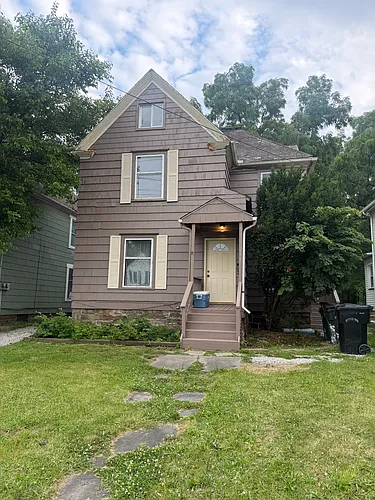 215 Clark St #1/2 Photo 1