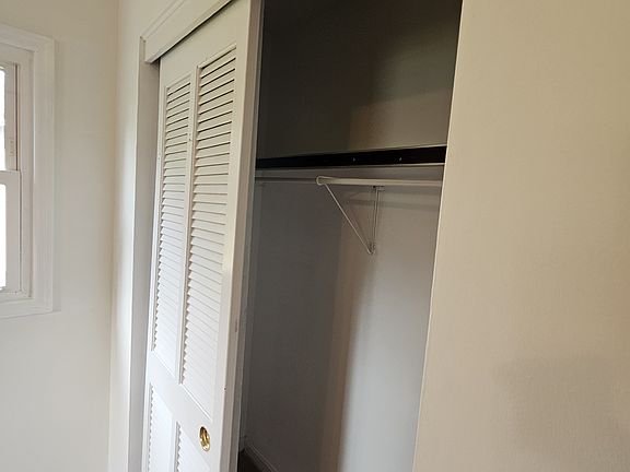 3rd image of 21386 Williams Dr #2