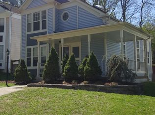 11982 Holly View Dr, Woodbridge, VA 22192