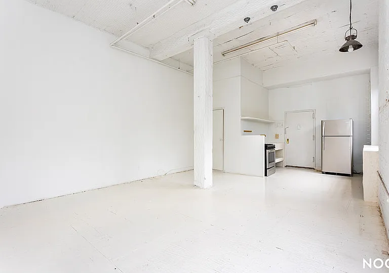 1085 Willoughby Ave #101 — Photo 1
