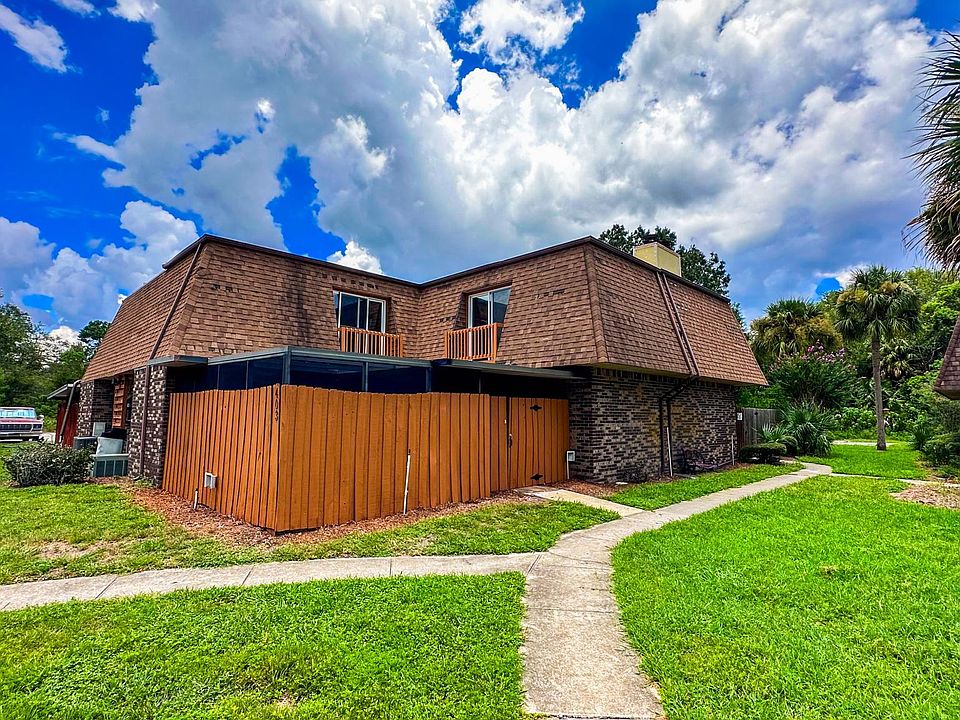 1st image of 403 Terrace Ct #A