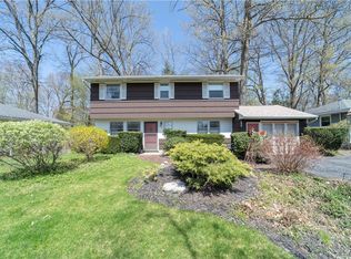 114 David Dr, North Syracuse, NY 13212