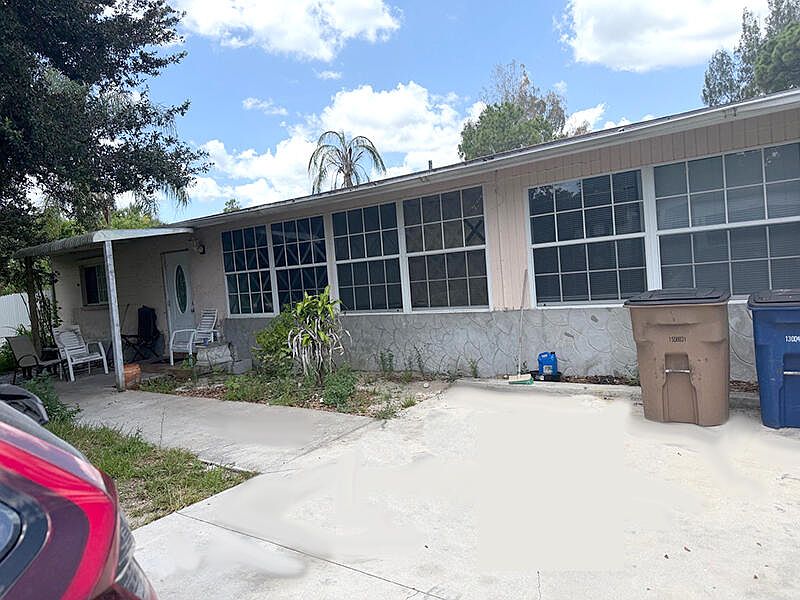 1st image of 901 SHELDON Avenue