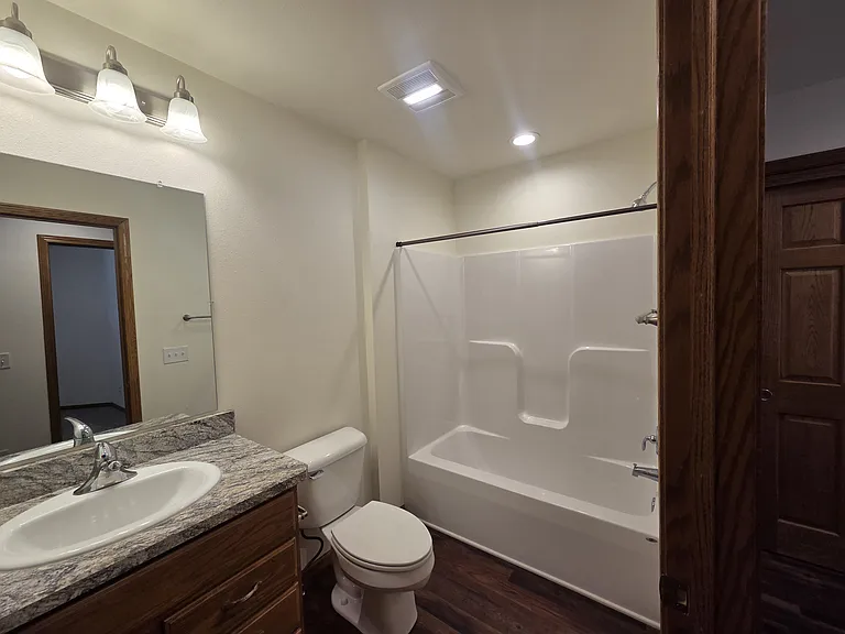 3838 W Tripp Rd — Photo 11