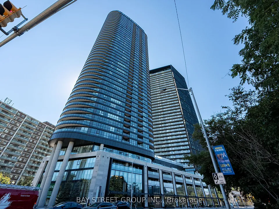 575 Bloor St E #2811