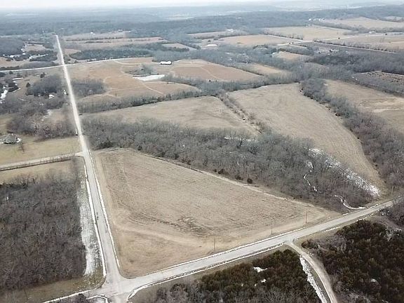 5th image of 1499 N 800th Rd