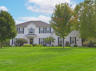 4400 Village Ridge Dr, Mason, OH 45040