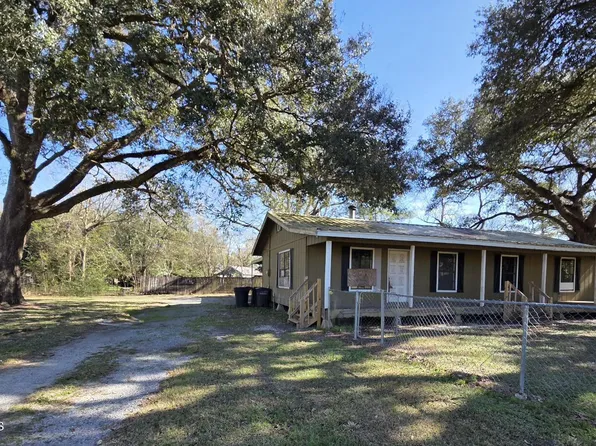 1710 W Port St, Abbeville, LA 70510