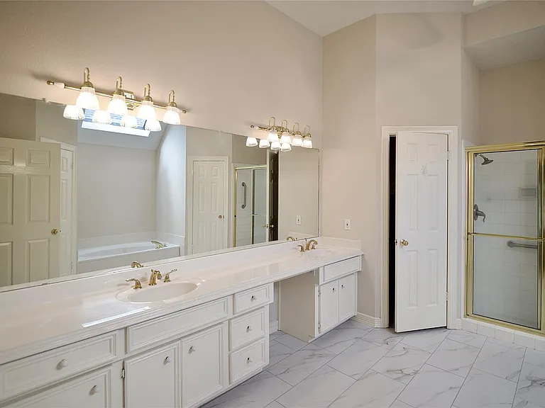 1839 Lake Winds Dr — Photo 22