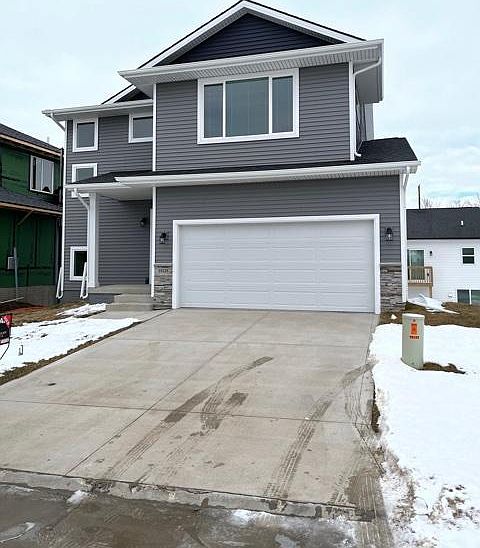 1st image of 15129 Foxglove Ln