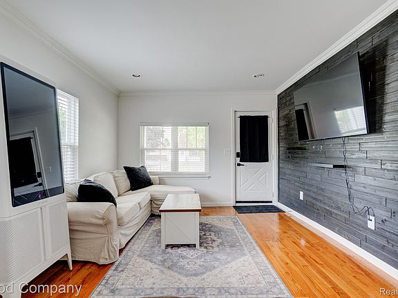 3rd image of 22131 Fresard St