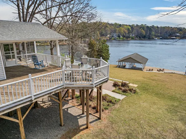 104 Pontiac Cv, Louisburg, NC 27549