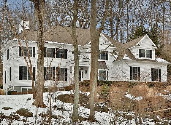 3rd image of 11 Carey Dr