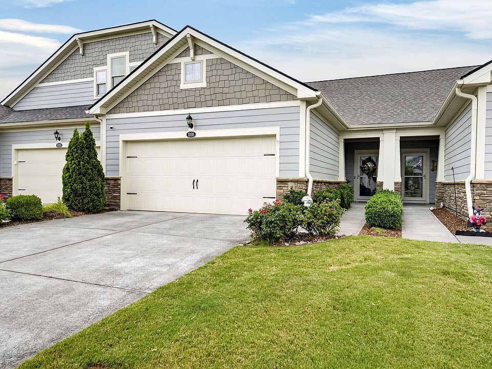 1st image of 1026 Carraway Ln