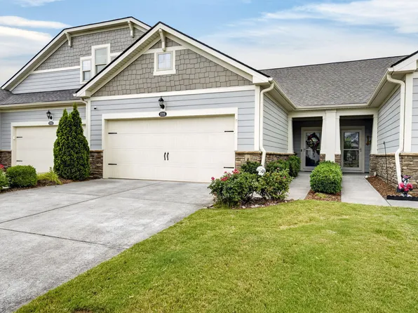 1026 Carraway Ln, Durham, NC 27703