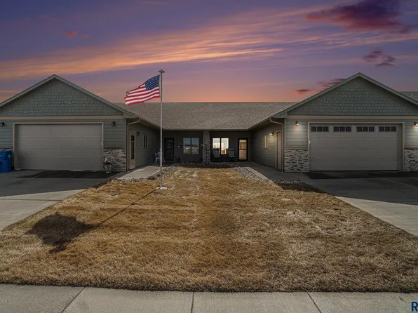 3913 E 68th St, Sioux Falls, SD 57108
