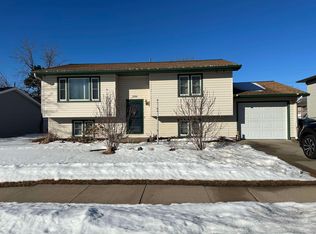 1206 13th Ave, Kearney, NE 68845