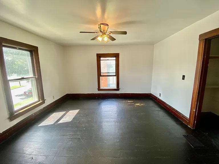 508 N Congress St — Photo 7