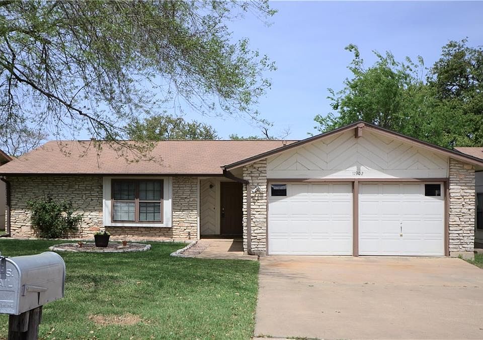 1st image of 11902 Acorn Creek Trl