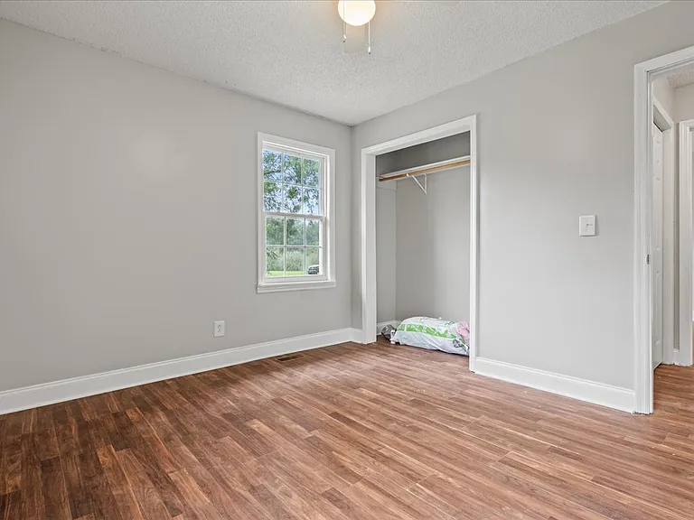 6112 Nazarene Rd — Photo 20
