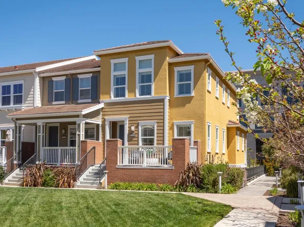 2914 Shoemaker Dr, San Mateo, CA 94403