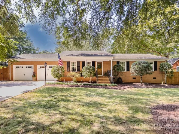 304 Hillcrest Dr, Huntersville, NC 28078