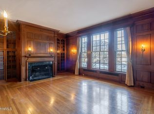 200 Old Stockbridge Rd #V4, Stockbridge, MA 01262