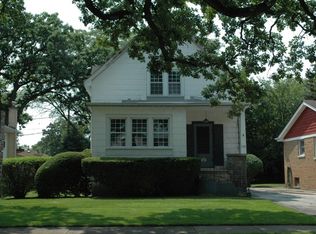 704 Parkwood Ave, Park Ridge, IL 60068