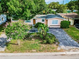 6466 42nd Ave N, Kenneth City, FL 33709