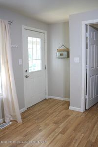 135 S Fairview Ave, Lansing, MI, 48912